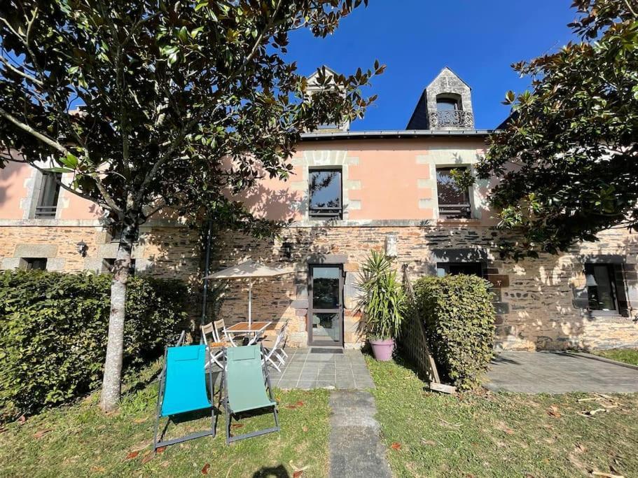 Maison Au Calme Pour 5 Personnes La Chapelle-de-Brain Luaran gambar
