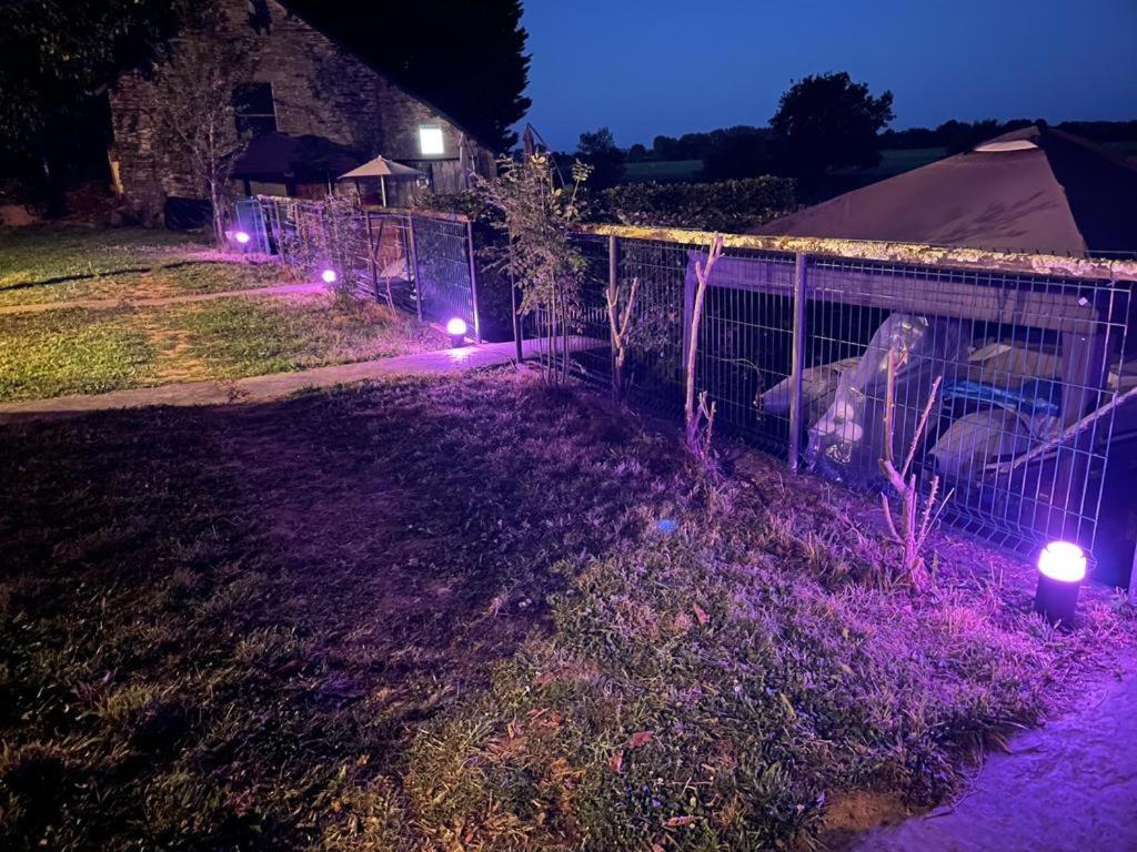 Maison Au Calme Pour 5 Personnes La Chapelle-de-Brain Luaran gambar