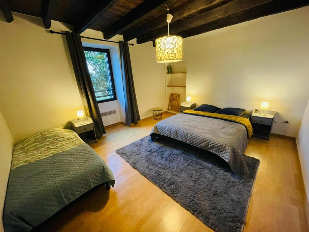 Maison Au Calme Pour 5 Personnes La Chapelle-de-Brain Luaran gambar