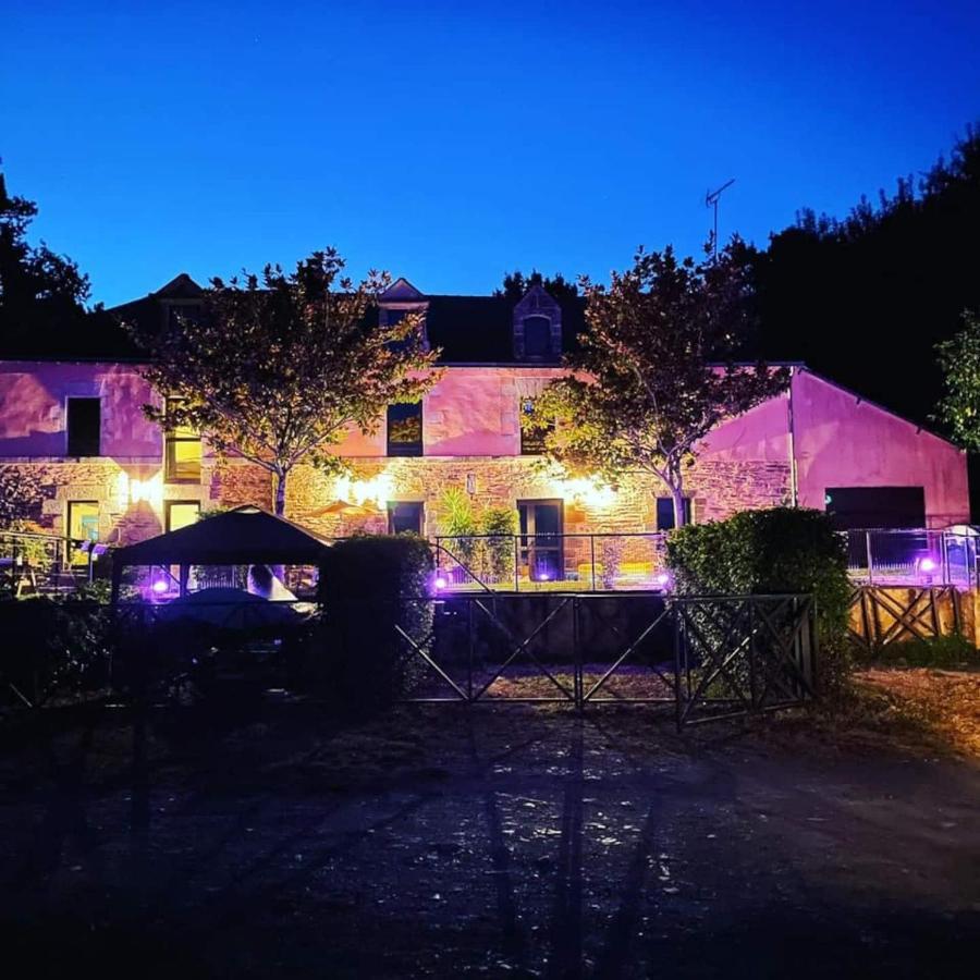 Maison Au Calme Pour 5 Personnes La Chapelle-de-Brain Luaran gambar
